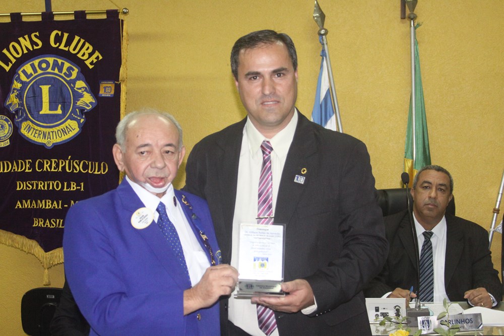 Câmara Municipal realiza solenidade em comemoração aos 100 anos do Lions Clube 23.JPG