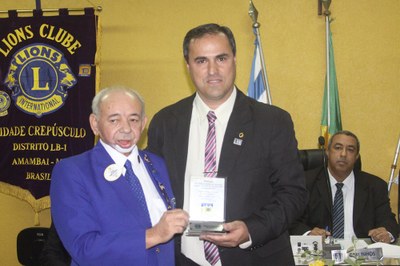 Câmara Municipal realiza solenidade em comemoração aos 100 anos do Lions Clube 23.JPG