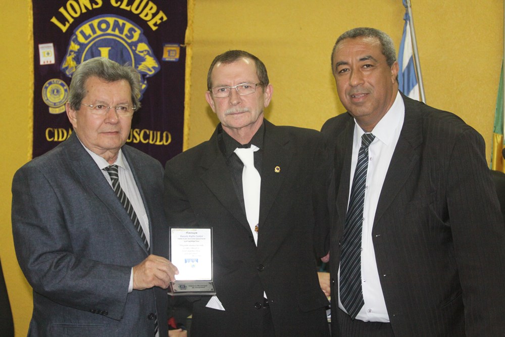 Câmara Municipal realiza solenidade em comemoração aos 100 anos do Lions Clube 27.JPG