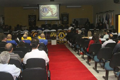 Câmara Municipal realiza solenidade em comemoração aos 100 anos do Lions Clube 9.JPG