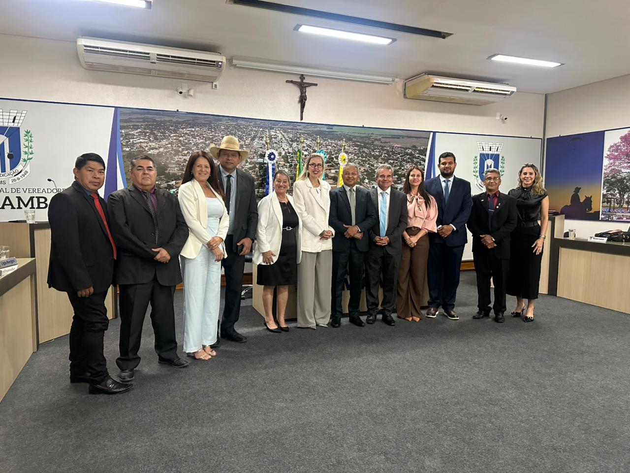 CÂMARA DE AMAMBAI REALIZA 10ª SESSÃO ORDINÁRIA COM APRESENTAÇÃO DE INDICAÇÕES, PROJETO E REQUERIMENTO