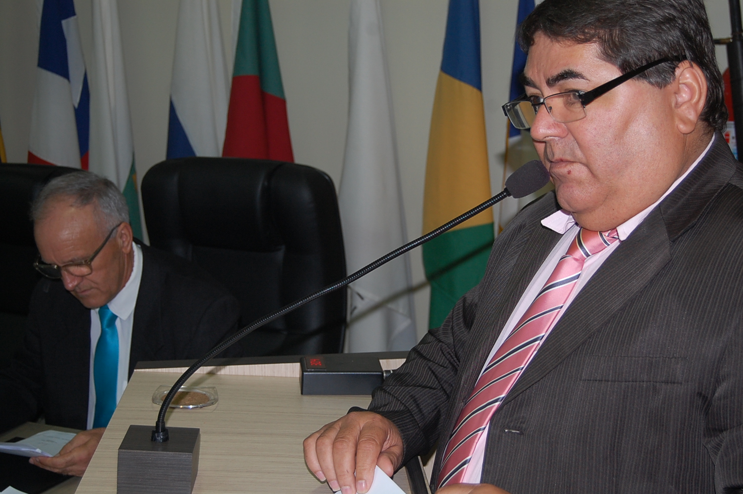 Roberto Sangue Bom solicita veículo para o Posto de Saúde Central