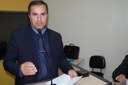 Vereador ouve moradores e pede construção de redutores de velocidade Vereador ouve moradores e pede construção de redutores de velocidade