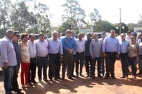 Vereadores acompanham Governador durante lançamento de obras em Amambai