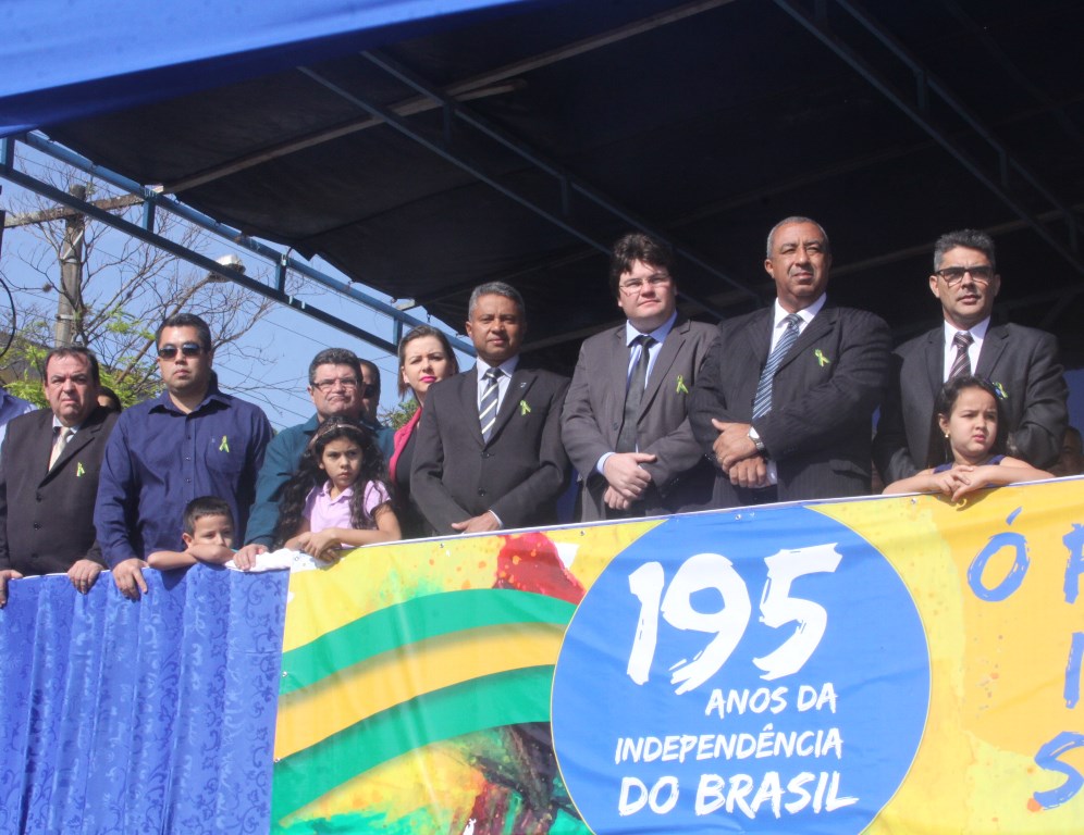 Vereadores participam do desfile cívico de 7 de Setembro