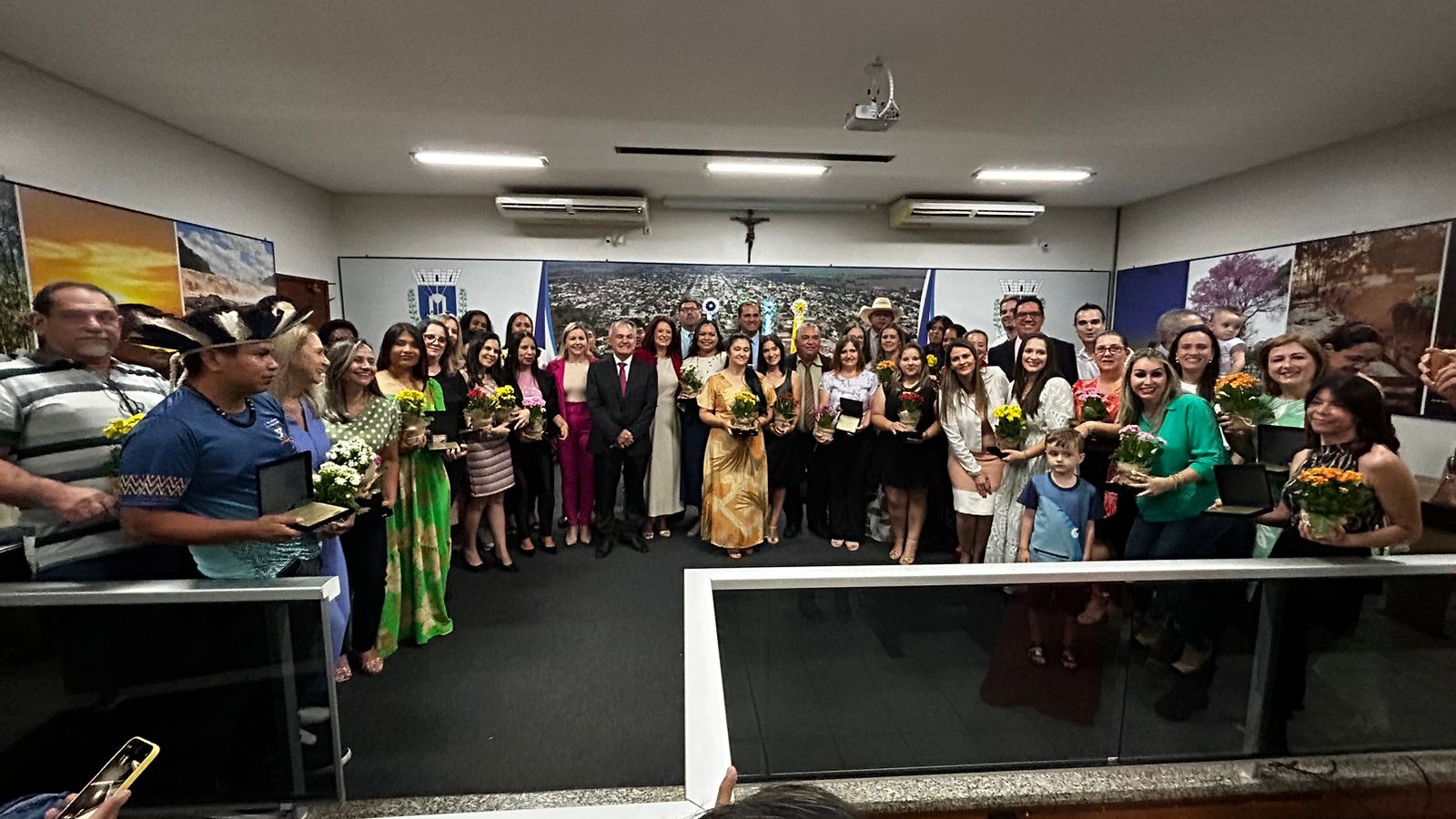 Sessão Solene em Homenagem aos Professores “Professora Viviane Scalon Fachim”